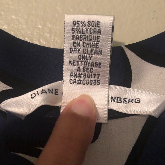 NWOT Diane Von Furstenberg Dress - size 4 - Picture 4 of 5